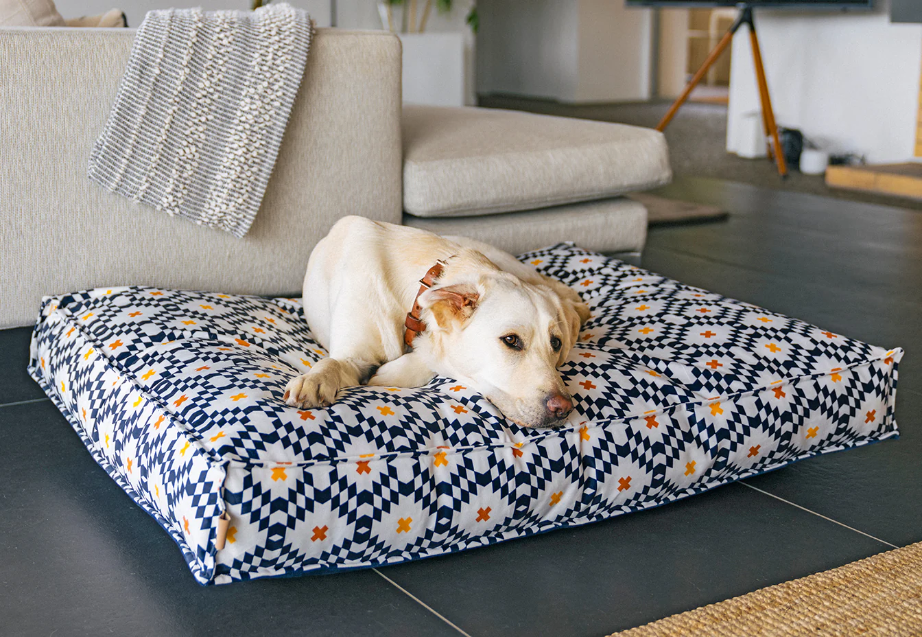 Marina Boxy Bed - Image 11
